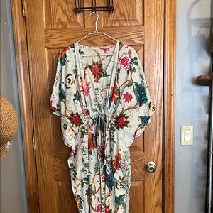 Floral Kimono Dress. Never worn, wages and put away